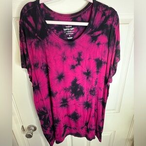Torrid Black and Burgundy Tie-Dye Short Sleeve Top size 4X